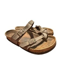 Birkenstock Mayari Women's Size 38 Leather Mocha Brown Toe Loop Sandals.
